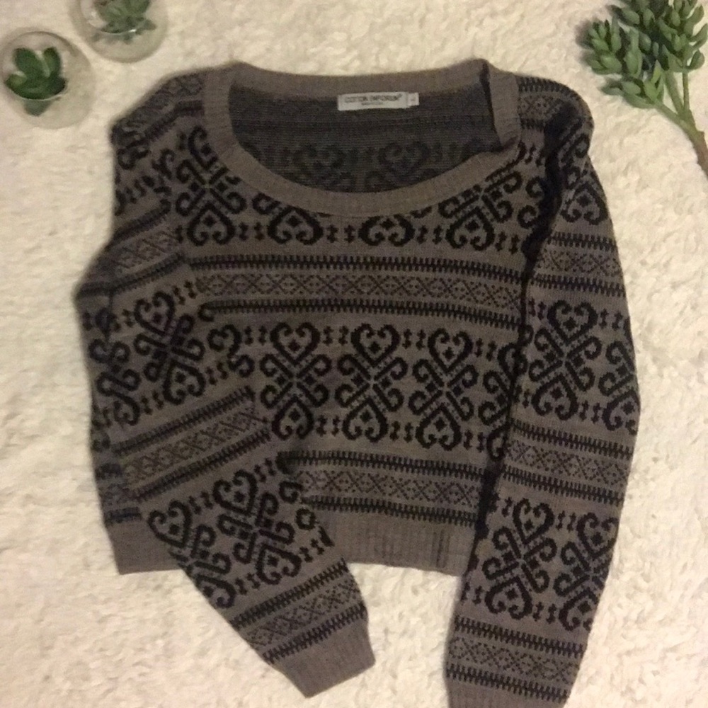 Cropped sweater